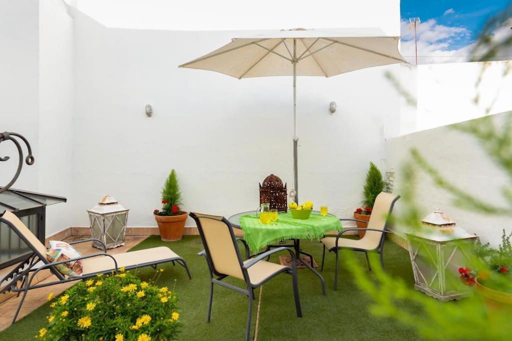 Nueva Casa Boutique En El Centro De Sevilla ภายนอก รูปภาพ