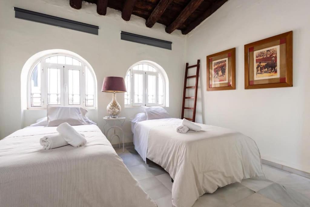 Nueva Casa Boutique En El Centro De Sevilla ภายนอก รูปภาพ